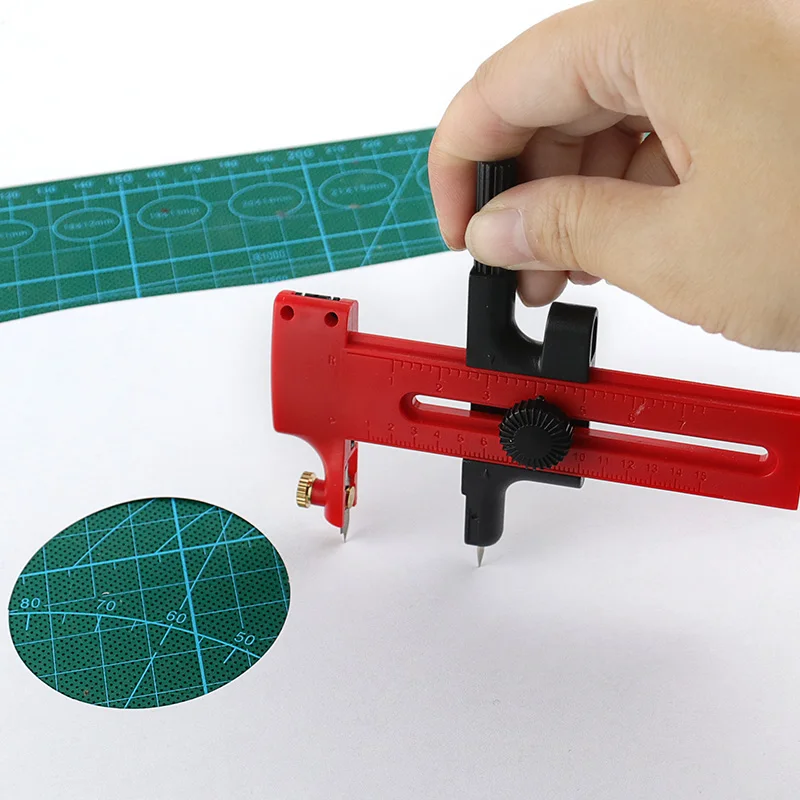 1 pezzo: compasso rotante per  - Art Craft With Paper recensione e prezzo